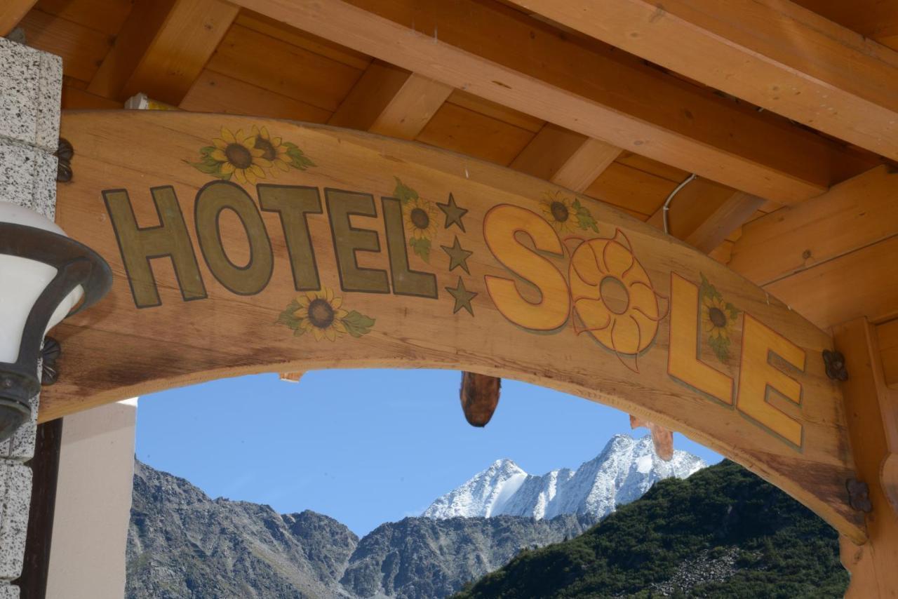 Hotel Sole 파쏘델토날레 외부 사진