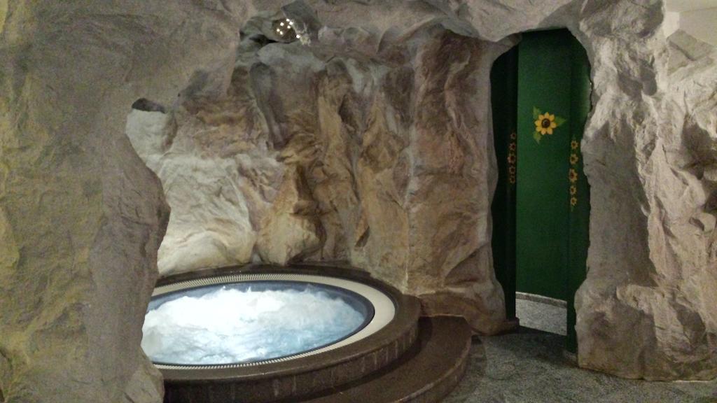 Hotel Sole 파쏘델토날레 외부 사진